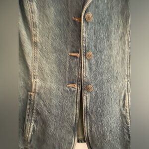 Pre owned denim jacket just like new! SONOMA SIZE M!